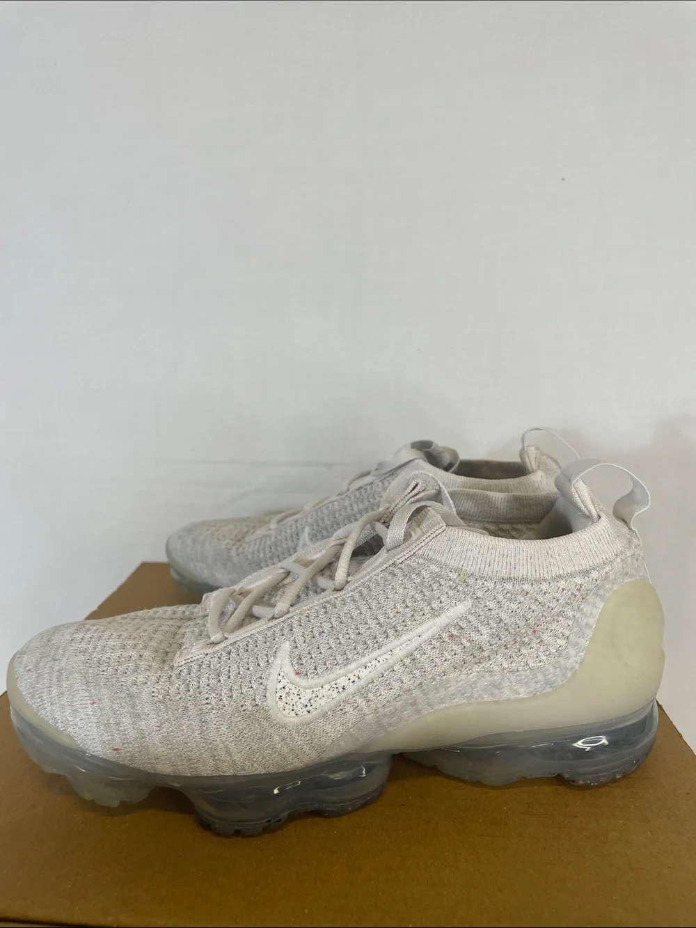 Nike Air VaporMax 2021 Flyknit shoes in “Phantom